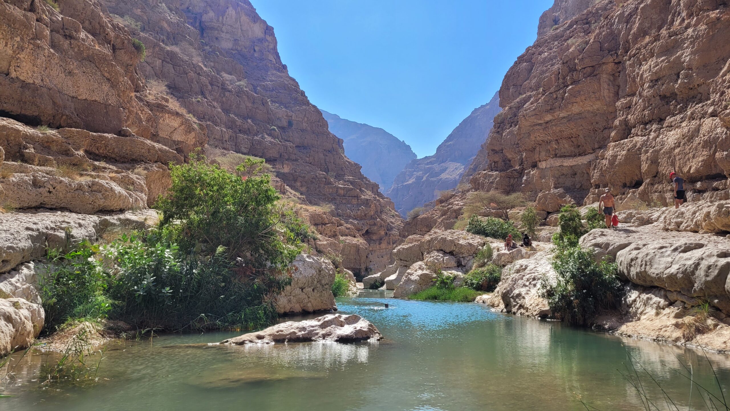 wadi shab oman canyon