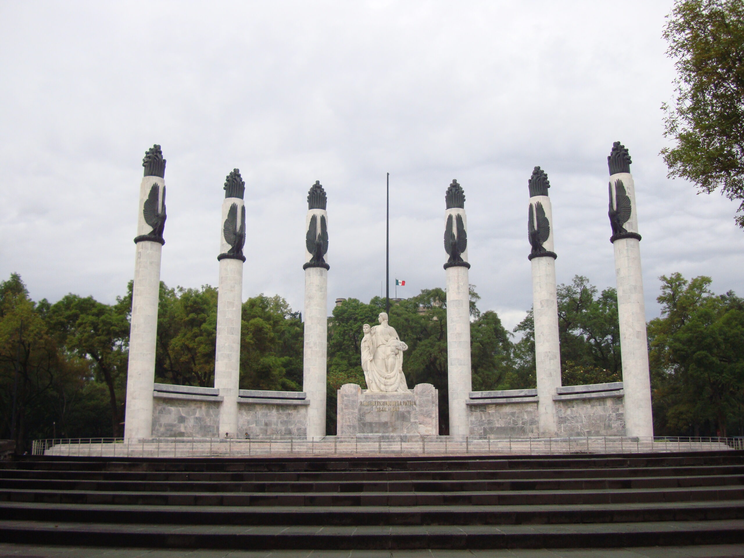 Monumento a los Ninos Heroes Mexico