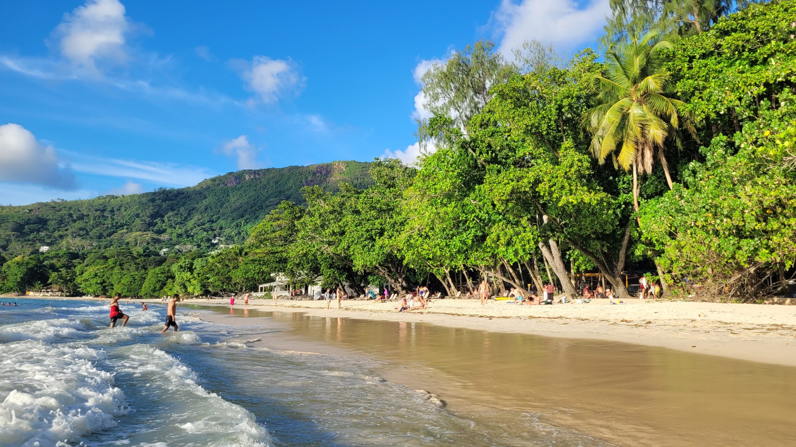 plage-beau-vallon-seychelles