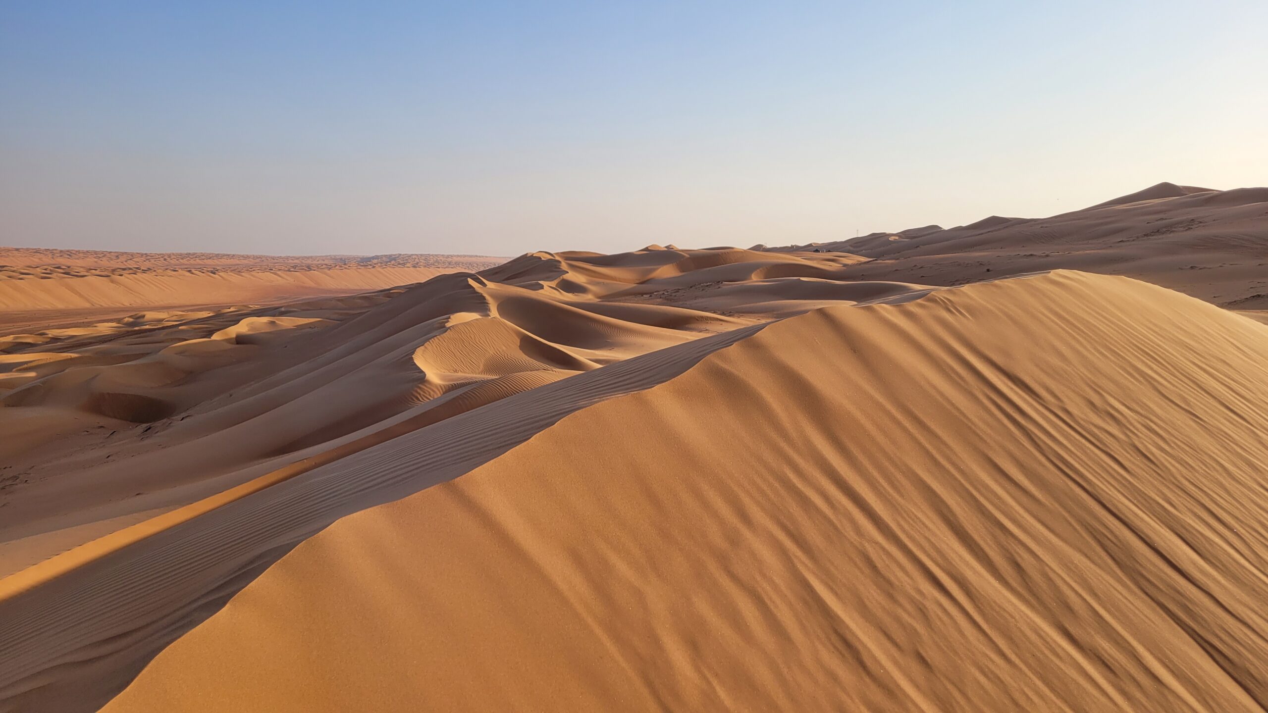 wahiba sands desert dune oman sunset